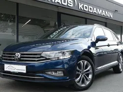 Blau Gebraucht 2022 VW Passat Business Kombi | 26.550 € (Guter Preis)