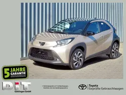 Ginger beige (4u9)/ black mica Neu 2025 Toyota Aygo Kleinwagen | 16.790 €