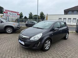 Grau Gebraucht 2012 Opel Corsa Kleinwagen | 4.999 € (Etwas zu teuer)