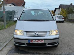 Silber Gebraucht 2009 VW Sharan Exclusive Van / Kleinbus | 2.950 € (Fairer Preis)