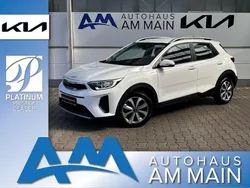 Weiß Gebraucht 2024 Kia Stonic Vision SUV | 19.950 € (Fairer Preis)