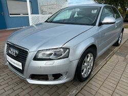Silber Gebraucht 2009 Audi A3 Ambiente Limousine | 2.699 € (Superpreis)