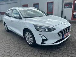 Weiß Gebraucht 2020 Ford Focus Cool & Connect Kombi | 14.999 € (Guter Preis)