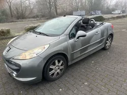 Grau Gebraucht 2008 Peugeot 207 CC Sport Cabrio | 2.190 € (Guter Preis)