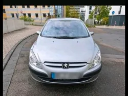 Grau Gebraucht 2002 Peugeot 307 Kleinwagen | 1.400 €
