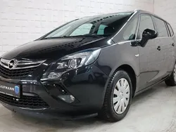 Schwarz Gebraucht 2016 Opel Zafira Tourer Selection Van / Kleinbus | 8.890 € (Teuer)