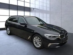 Black sapphire metallic Gebraucht 2019 BMW 520 Luxury Line Kombi | 24.690 € (Fairer Preis)