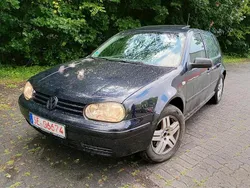 Blau Gebraucht 2003 VW Golf IV Kleinwagen | 999 € (Fairer Preis)
