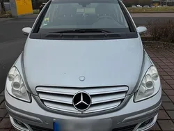 Silber Gebraucht 2006 Mercedes B200 Van / Kleinbus | 3.000 € (Fairer Preis)
