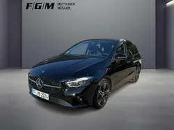 Unilack nachtschwarz Gebraucht 2025 Mercedes B200 Progressive Van / Kleinbus | 40.870 €