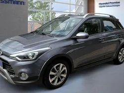 Grau Gebraucht 2020 Hyundai i20 Active Limousine | 12.990 € (Fairer Preis)