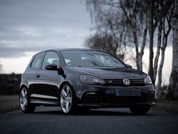 Schwarz Gebraucht 2012 VW Golf VI R Limousine | 15.490 €