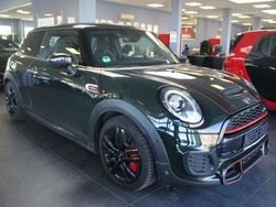 Grün Gebraucht 2019 Mini John Cooper Works Kleinwagen | 24.980 € (Fairer Preis)