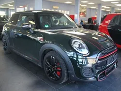 Grün Gebraucht 2019 Mini John Cooper Works Kleinwagen | 24.980 € (Fairer Preis)