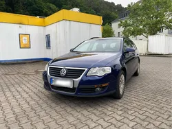 Blau Gebraucht 2006 VW Passat Kombi | 2.500 € (Guter Preis)