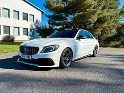 Weiß Gebraucht 2021 Mercedes C63S AMG AMG Limousine | 52.600 € (Guter Preis)