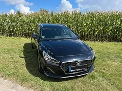 Schwarz Gebraucht 2019 Hyundai i30 YES! Kombi | 14.400 € (Fairer Preis)