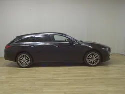 Nachtschwarz Gebraucht 2023 Mercedes CLA200 Shooting Brake Progressive Kombi | 24.980 € (Superpreis)