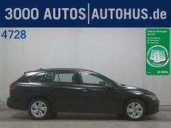 Uranograu Gebraucht 2021 VW Golf VIII Life Kombi | 25.480 € (Etwas zu teuer)