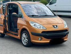 Orange Gebraucht 2006 Peugeot 1007 Kleinwagen | 3.000 € (Fairer Preis)