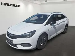 Weiß Gebraucht 2022 Opel Astra Design & Tech Kombi | 18.980 € (Guter Preis)