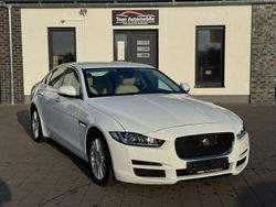 Weiß Gebraucht 2019 Jaguar XE Pure Limousine | 20.350 € (Superpreis)