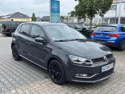 Grau Gebraucht 2017 VW Polo Sound Limousine | 12.900 € (Etwas zu teuer)