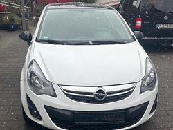 Weiß Gebraucht 2012 Opel Corsa Color Edition Kleinwagen | 2.850 € (Fairer Preis)