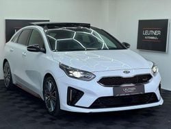 Weiß Gebraucht 2020 Kia ProCeed GT Kleinwagen | 16.900 € (Guter Preis)