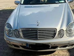 Silber Gebraucht 2003 Mercedes E240 Elegance Limousine | 4.500 € (Guter Preis)