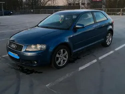 Blau Gebraucht 2004 Audi A3 Kleinwagen | 1.600 € (Fairer Preis)