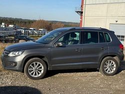 Grau Gebraucht 2014 VW Tiguan Life SUV | 6.950 € (Superpreis)