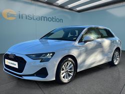 Weiß Gebraucht 2024 Audi A3 Sportback Kleinwagen | 27.249 € (Superpreis)