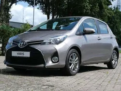 Avantgarde bronze me Gebraucht 2015 Toyota Yaris Comfort Kleinwagen | 9.200 € (Fairer Preis)