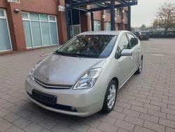 Silver metallic Gebraucht 2006 Toyota Prius Executive Kleinwagen | 4.700 € (Fairer Preis)