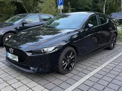 Schwarz Gebraucht 2024 Mazda 3 Limousine | 28.500 € (Fairer Preis)