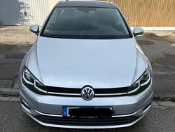 Silber Gebraucht 2019 VW Golf VII Comfortline Limousine | 15.500 € (Guter Preis)