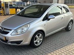 Silber Gebraucht 2008 Opel Corsa Limousine | 1.799 € (Guter Preis)