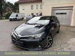 Schwarz Gebraucht 2016 Toyota Auris Edition-S Limousine | 8.990 € (Superpreis)