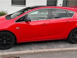 Rot Gebraucht 2014 Opel Astra Limousine | 4.500 € (Superpreis)