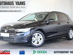 Schwarz Gebraucht 2023 VW Golf VIII Life Limousine | 23.389 € (Guter Preis)