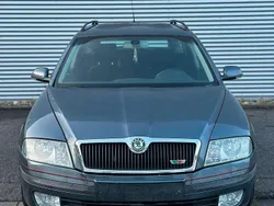 Grau Gebraucht 2005 Skoda Octavia Kombi | 1.500 € (Guter Preis)