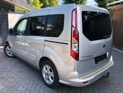 Silber Gebraucht 2014 Ford Tourneo Connect Titanium Van / Kleinbus | 9.200 € (Fairer Preis)