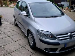Silber Gebraucht 2006 VW Golf V Kleinwagen | 5.252 € (Etwas zu teuer)
