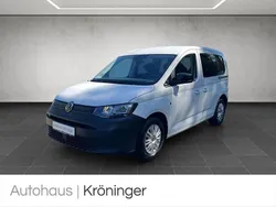 Weiß Gebraucht 2022 VW Caddy Basis Van / Kleinbus | 22.990 € (Fairer Preis)