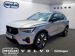 Silber Gebraucht 2024 Volvo XC40 Plus SUV | 40.850 € (Etwas zu teuer)
