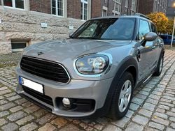 Grau Gebraucht 2018 Mini ONE Kleinwagen | 16.500 € (Etwas zu teuer)