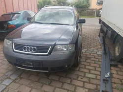 Blau Gebraucht 2003 Audi A6 Allroad Kombi | 2.500 €