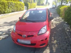 Rot Gebraucht 2010 Toyota Aygo Kleinwagen | 1.100 € (Superpreis)