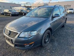 Grau Gebraucht 2009 VW Passat Kombi | 3.300 € (Guter Preis)